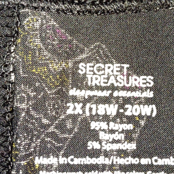 Cute Elephant and Paisley Pants - Picture 5 of 6